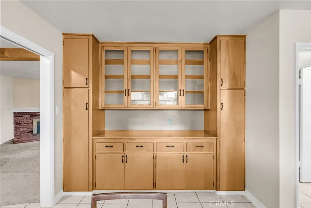 5648 Laredo, Riverside, California 92506 home-pic-8